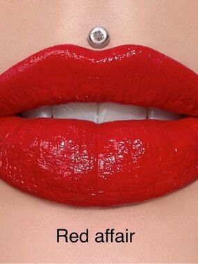 Jeffree star supreme gloss in red affair